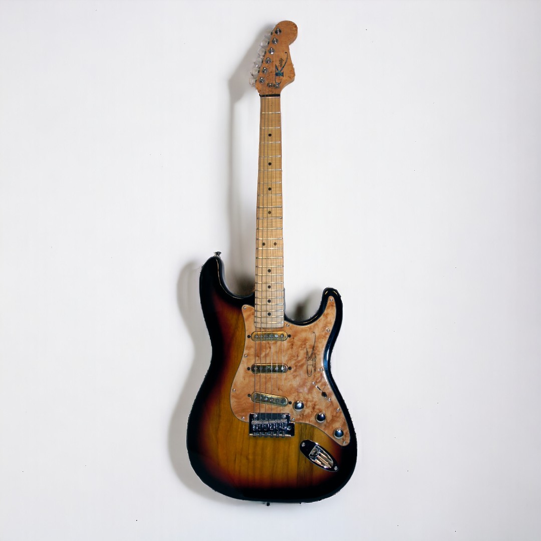 Guitare électrique Kritz Vintech Strat VS111t  -  reconditionné disponible sur Zic Ethic